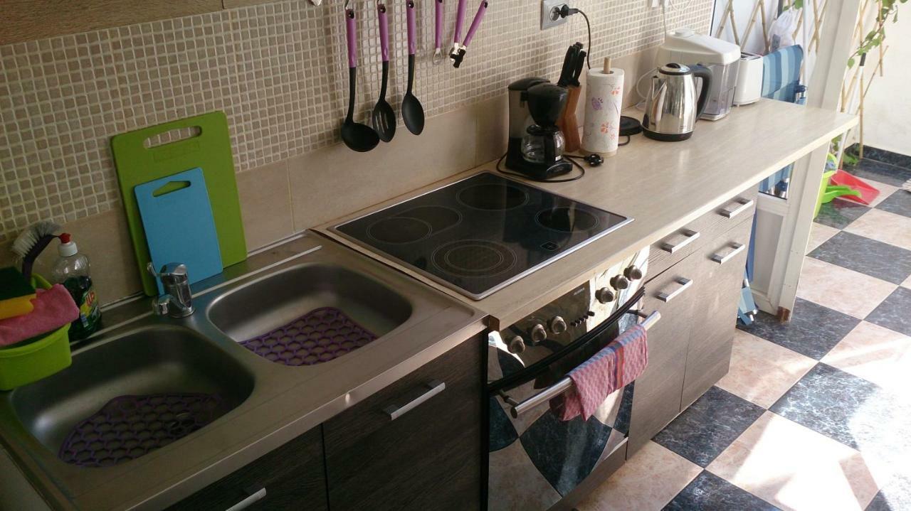Madamme Curie Apartment Torrevieja Exterior photo